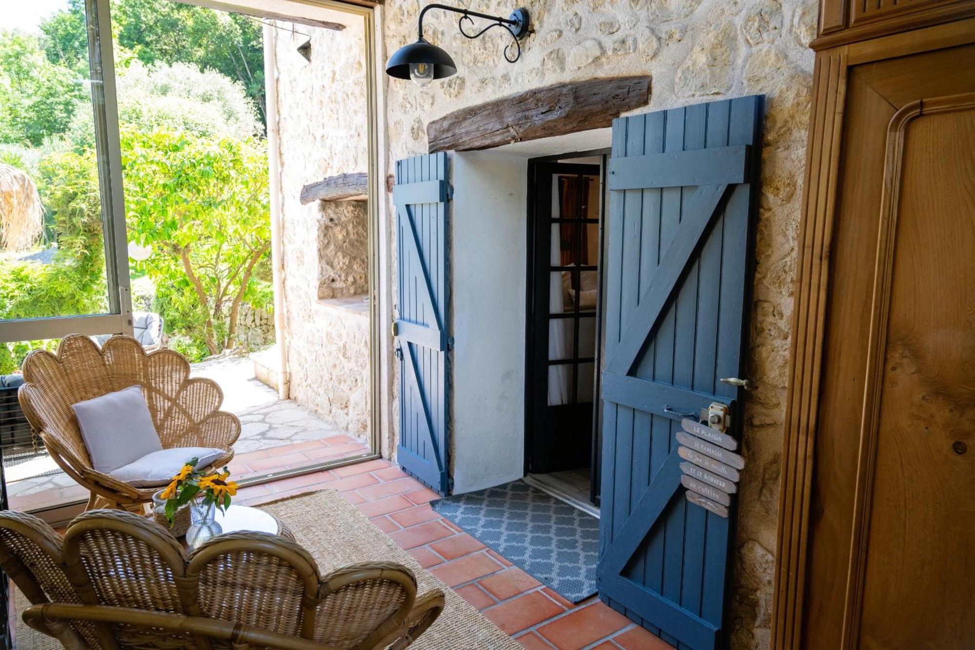Domaine Les Deux Roches Lägenhet Le Bar-sur-Loup Rum bild