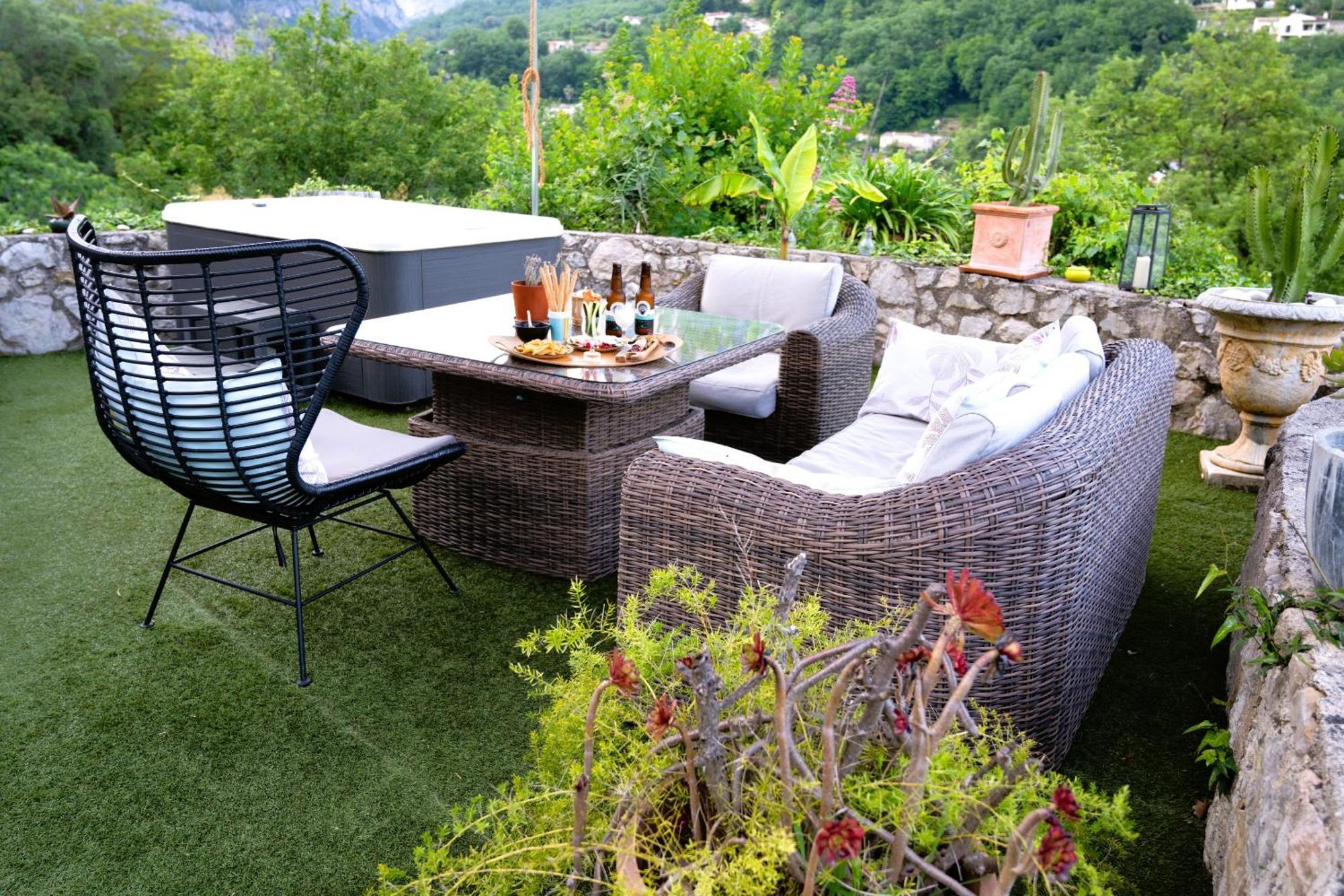 Domaine Les Deux Roches Lägenhet Le Bar-sur-Loup Exteriör bild